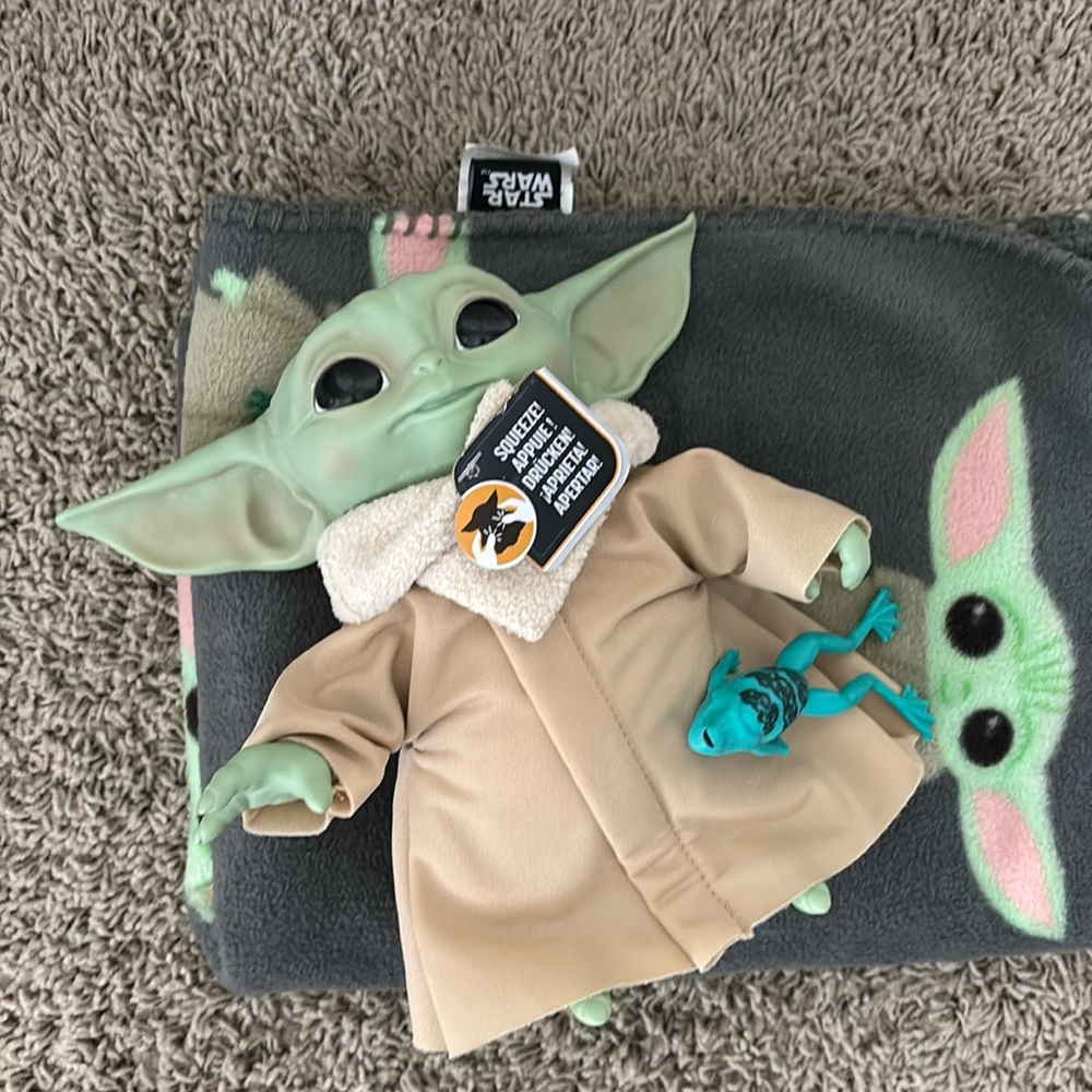 Star Wars the talking child plush &  fleece throw